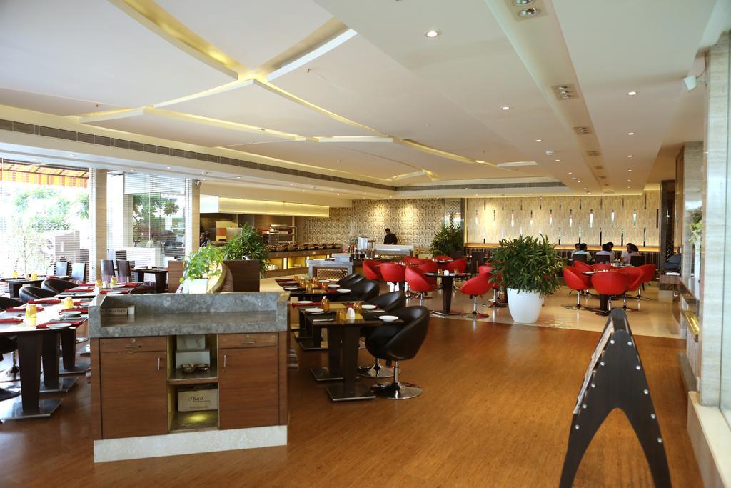The Landmark Towers กานปูร์ ภายนอก รูปภาพ